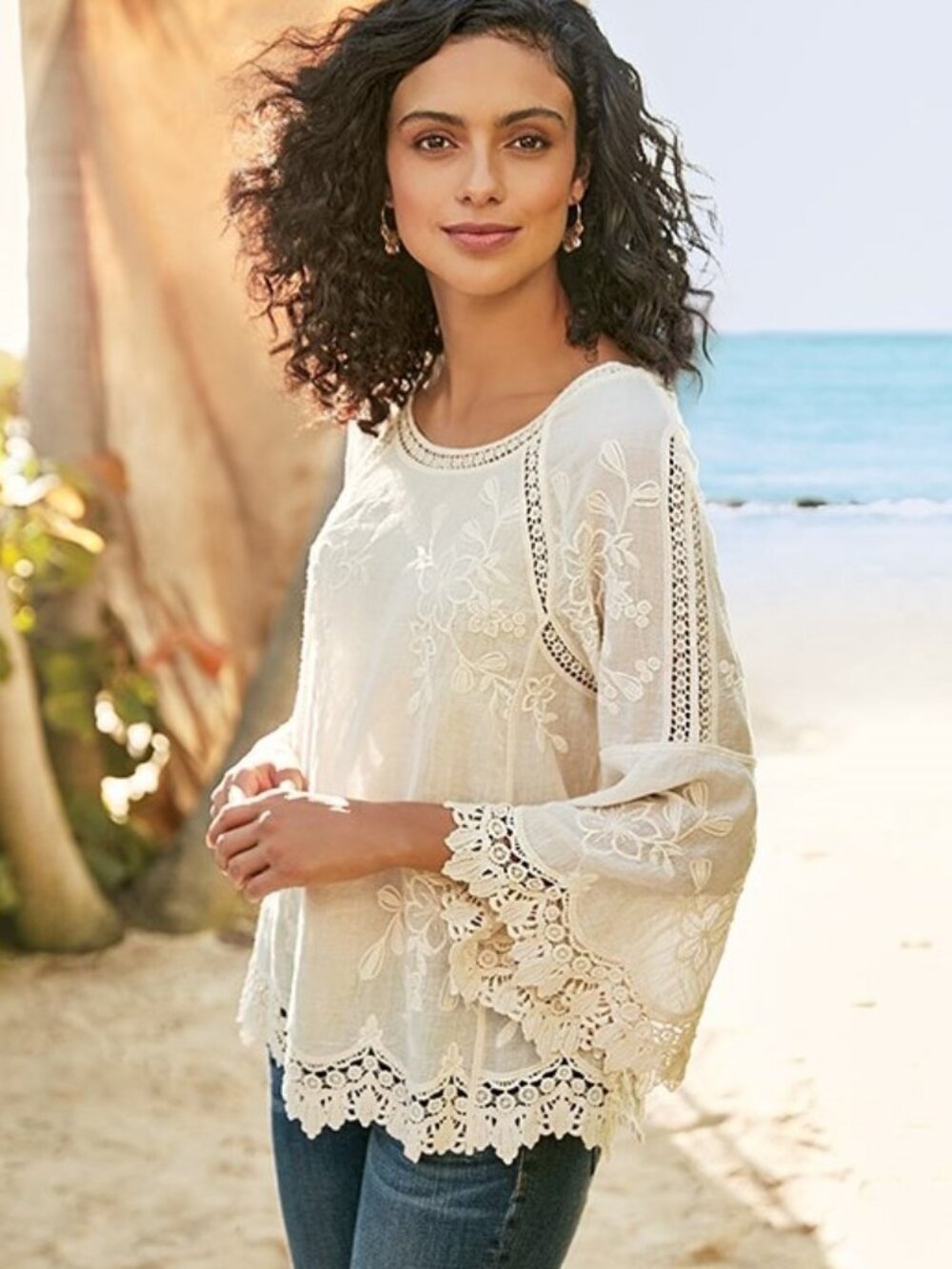 Soft Surroundings Cream Floral Embroidered Tunic Peasant Crochet Bell Sleeve Top